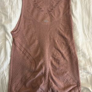 ALO Yoga Women's Mauve Textured Tank Top